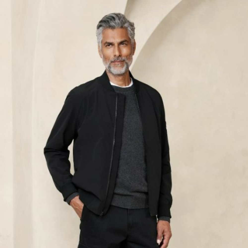 Banana Republic Men's Lightly Insulated Windbreaker Bomber Jacket - Black - NWT